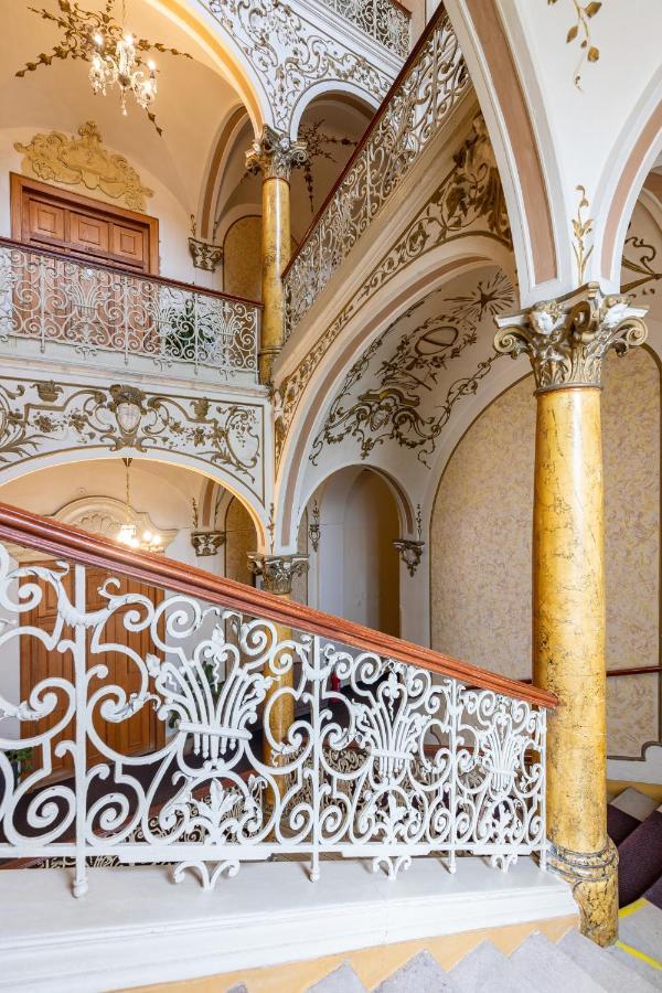 Hotel Slovan เปิลเซน ภายนอก รูปภาพ
